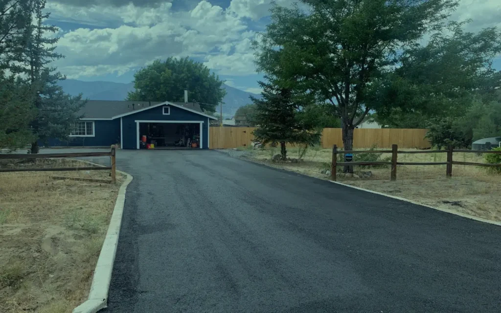 asphalt-installation-in-a-house-driveway-1